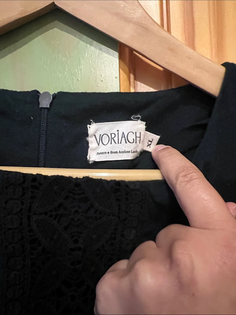 Voriagh Long Sleeve Forest Green Lace-Panel Midi Dress - Picture 2 of 4